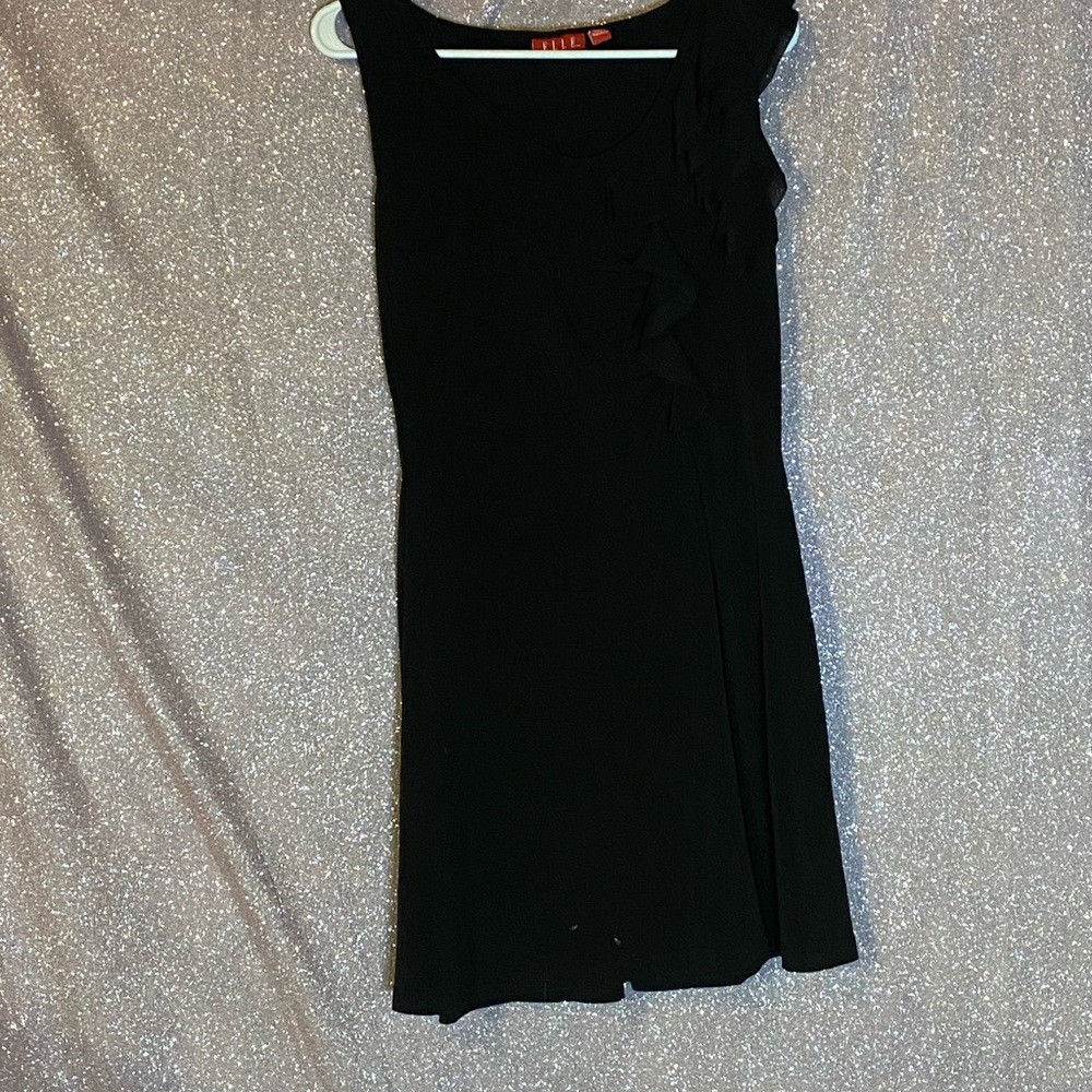 Black Sleeveless Dress